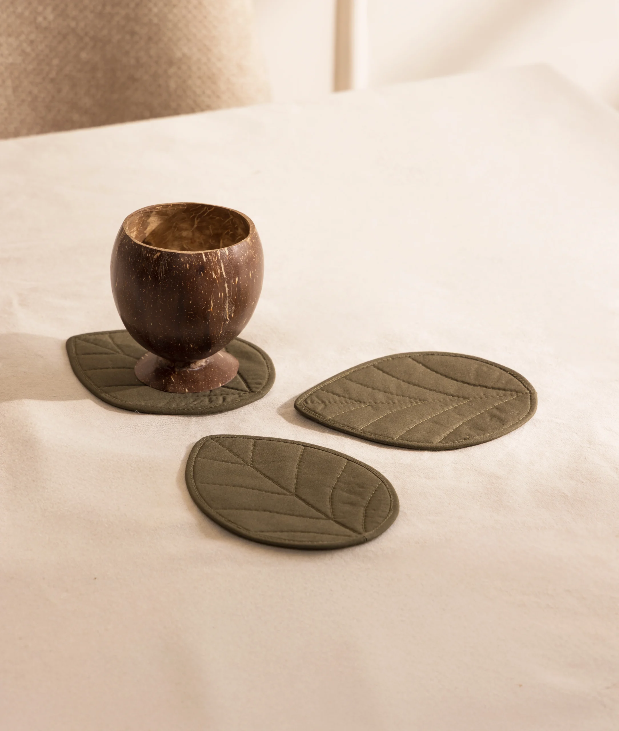 Quilted leaf coaster 1